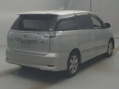 Toyota Estima Hybrid