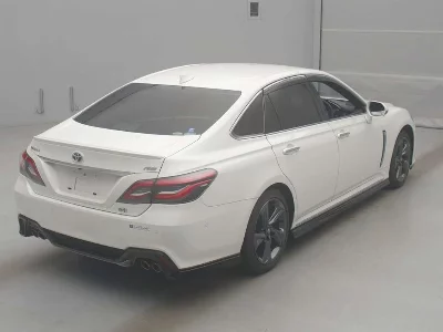 TOYOTA CROWN HYBRID