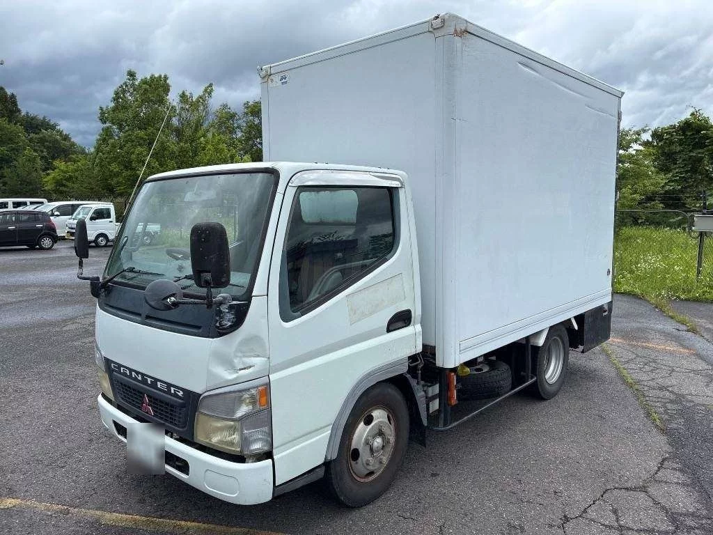 Mitsubishi Fuso Canter  с аукциона в Японии