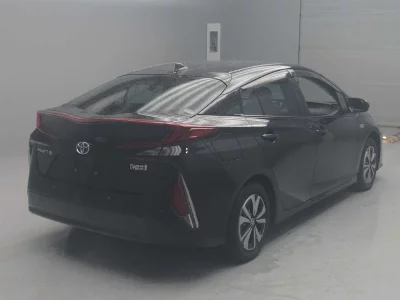 TOYOTA PRIUS PHV