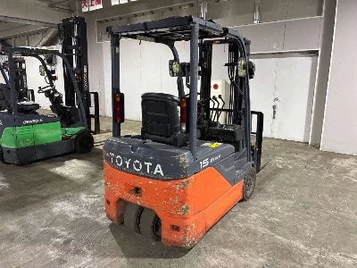 TOYOTA  FORKLIFT 