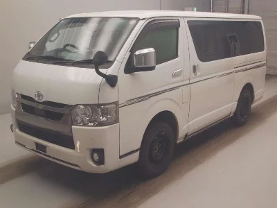 TOYOTA HIACE VAN
