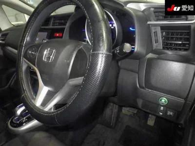Honda FIT HYBRID