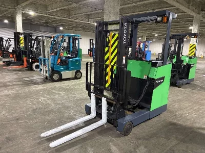 Toyota  FORKLIFT