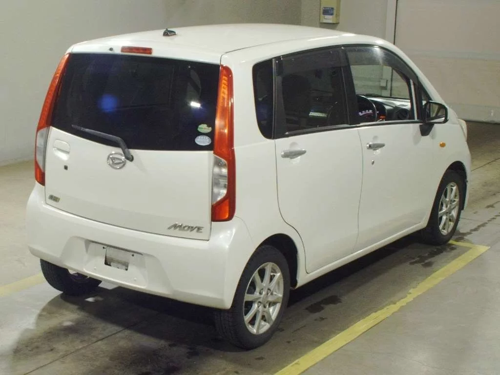 Daihatsu Move  с аукциона в Японии