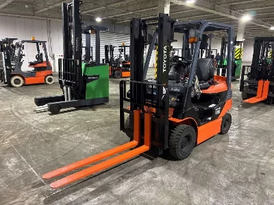 TOYOTA  FORKLIFT 