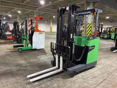 TOYOTA  FORKLIFT 