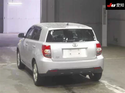 Toyota Ist