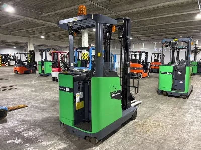 TOYOTA  FORKLIFT 
