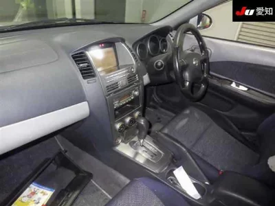 Nissan WINGROAD