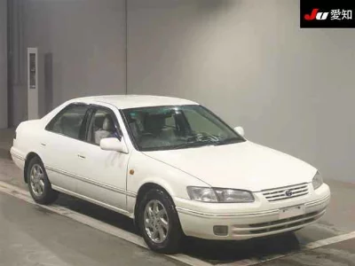 Toyota Camry Gracia