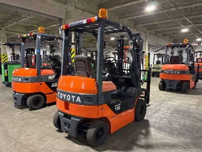 Toyota  FORKLIFT