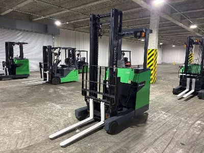 TOYOTA  FORKLIFT 