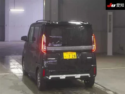 Mitsubishi Delica Mini