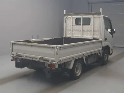 TOYOTA DYNA TRUCK
