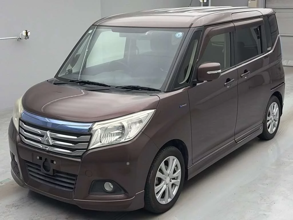 Mitsubishi Delica D:2  с аукциона в Японии