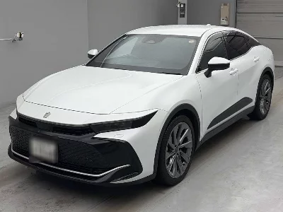 Toyota Crown Crossover