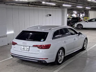 Audi A4 Avant