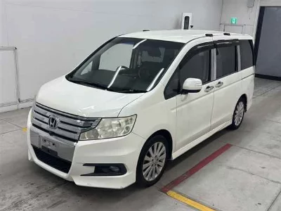 Honda STEPWGN SPADA