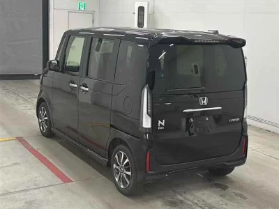 Honda N BOX CUSTOM
