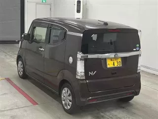 Honda N-Box Slash