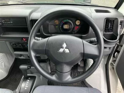MITSUBISHI MINICAB MIEV