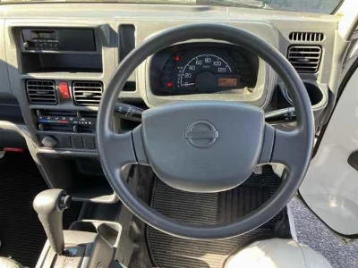 NISSAN NT100 CLIPPER