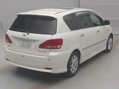 Toyota Ipsum