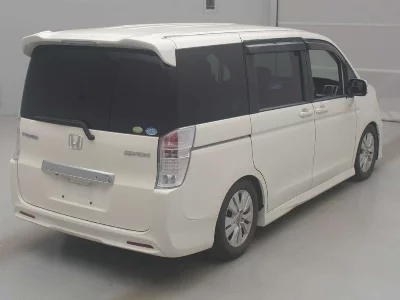 Honda STEPWGN SPADA