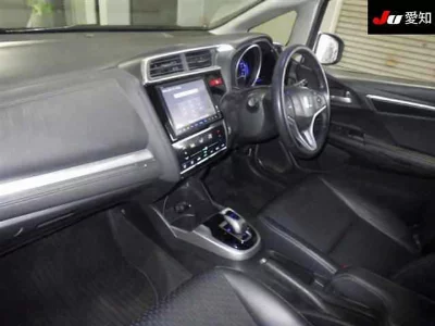 Honda FIT HYBRID