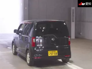 Nissan Otti