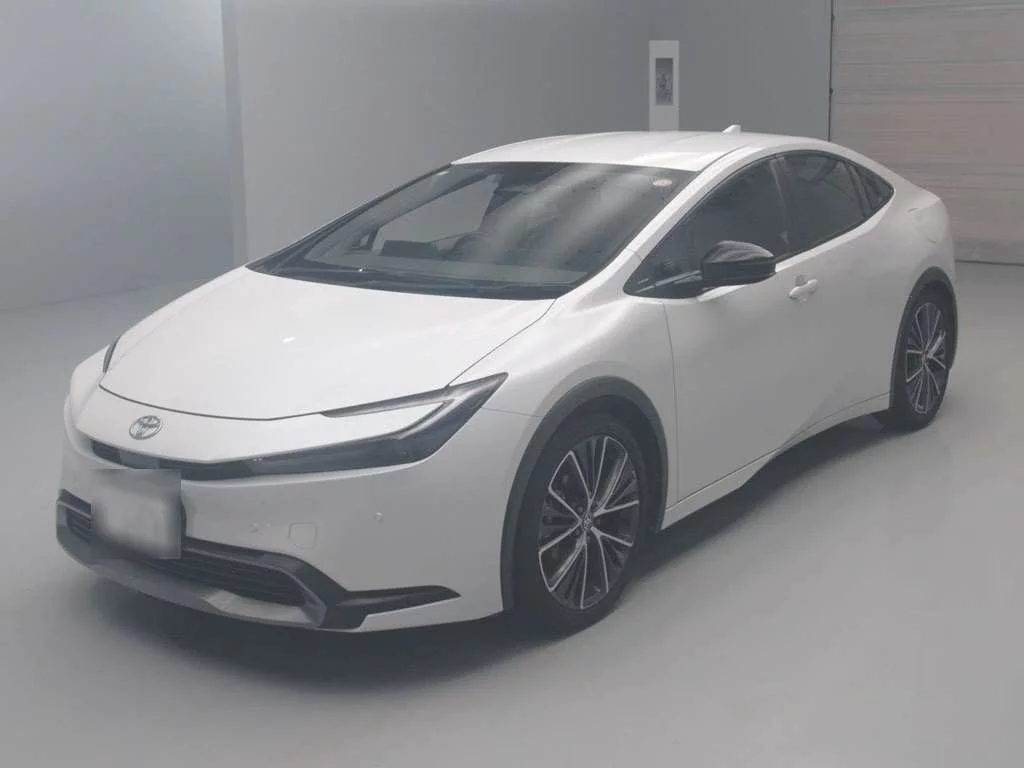 Toyota Prius  с аукциона в Японии