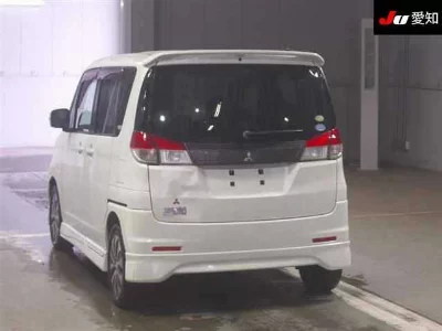 Mitsubishi Delica D:2
