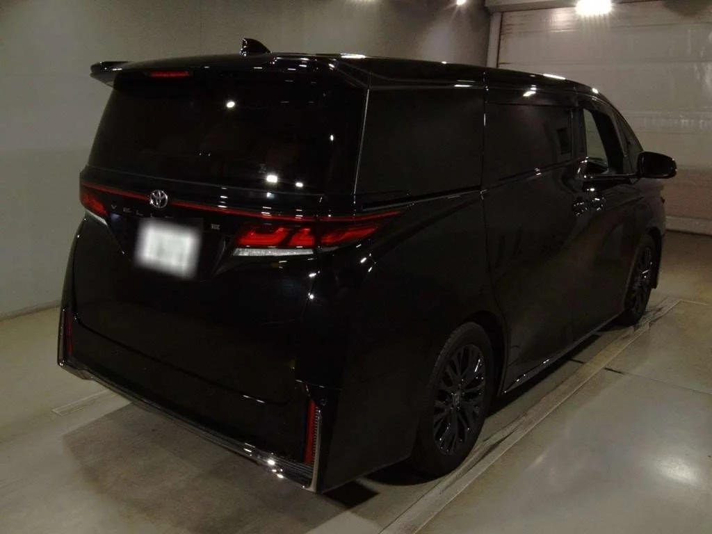Toyota Vellfire  с аукциона в Японии