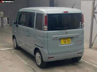 Suzuki Spacia