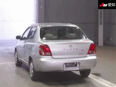 Toyota Platz
