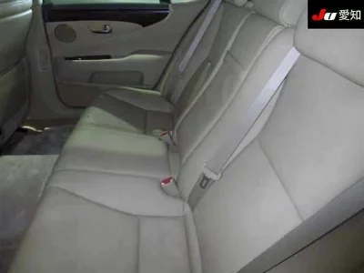 Lexus LS460L