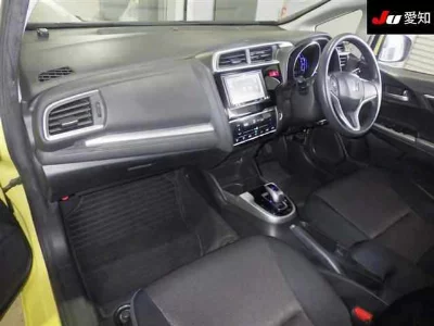 Honda FIT HYBRID
