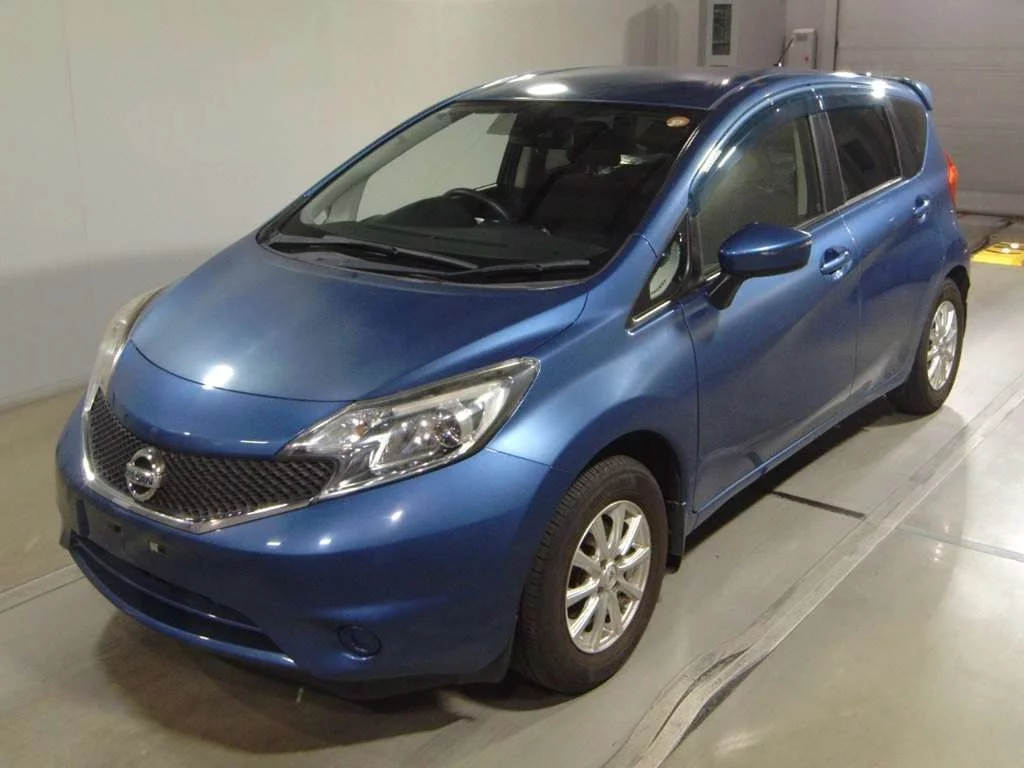 Nissan Note  с аукциона в Японии