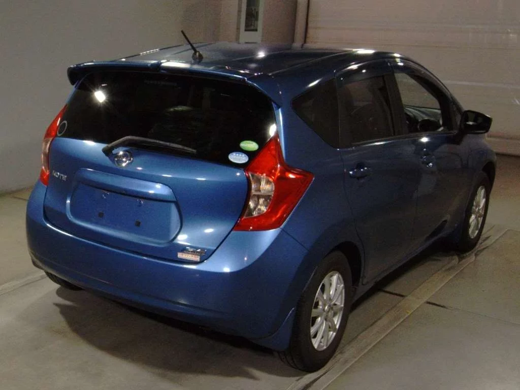 Nissan Note  с аукциона в Японии
