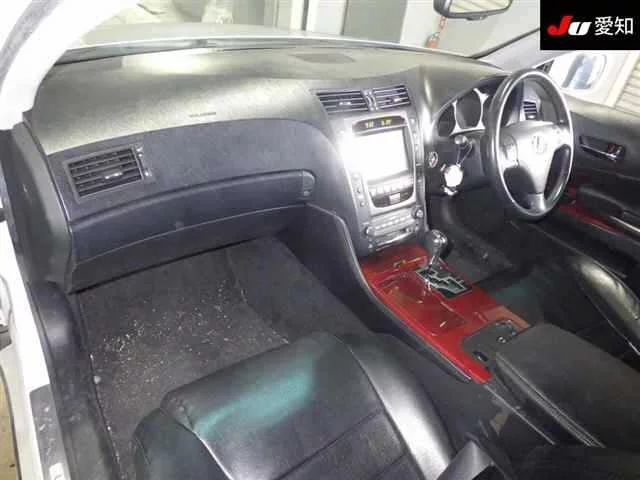 Lexus GS  с аукциона в Японии