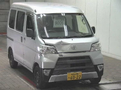 TOYOTA PIXIS VAN