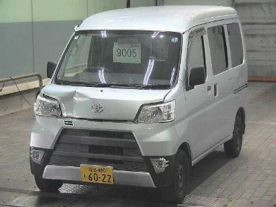 TOYOTA PIXIS VAN