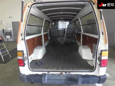 Nissan Caravan