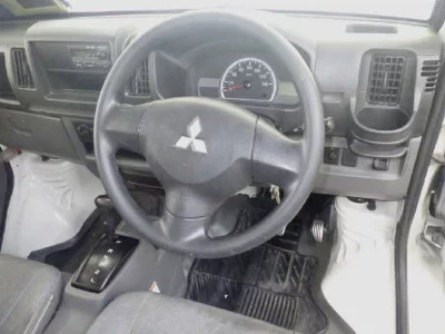 Mitsubishi Minicab Truck