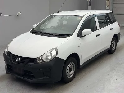 Nissan AD