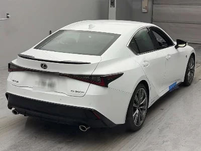 Lexus IS300h