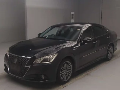 Toyota CROWN HYBRID