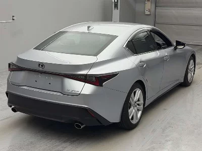 Lexus IS300h