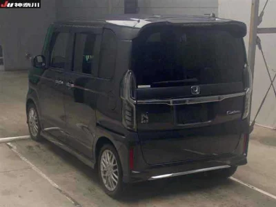 Honda N BOX CUSTOM